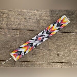 Handmade ‘Sunrise Star’ Seed Bead Bracelet - 9”